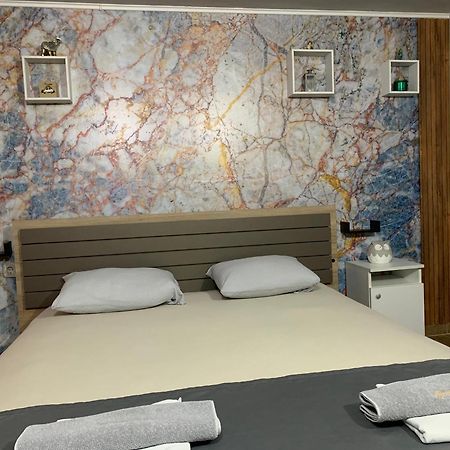 Apartman Daca ポドゴリツァ エクステリア 写真