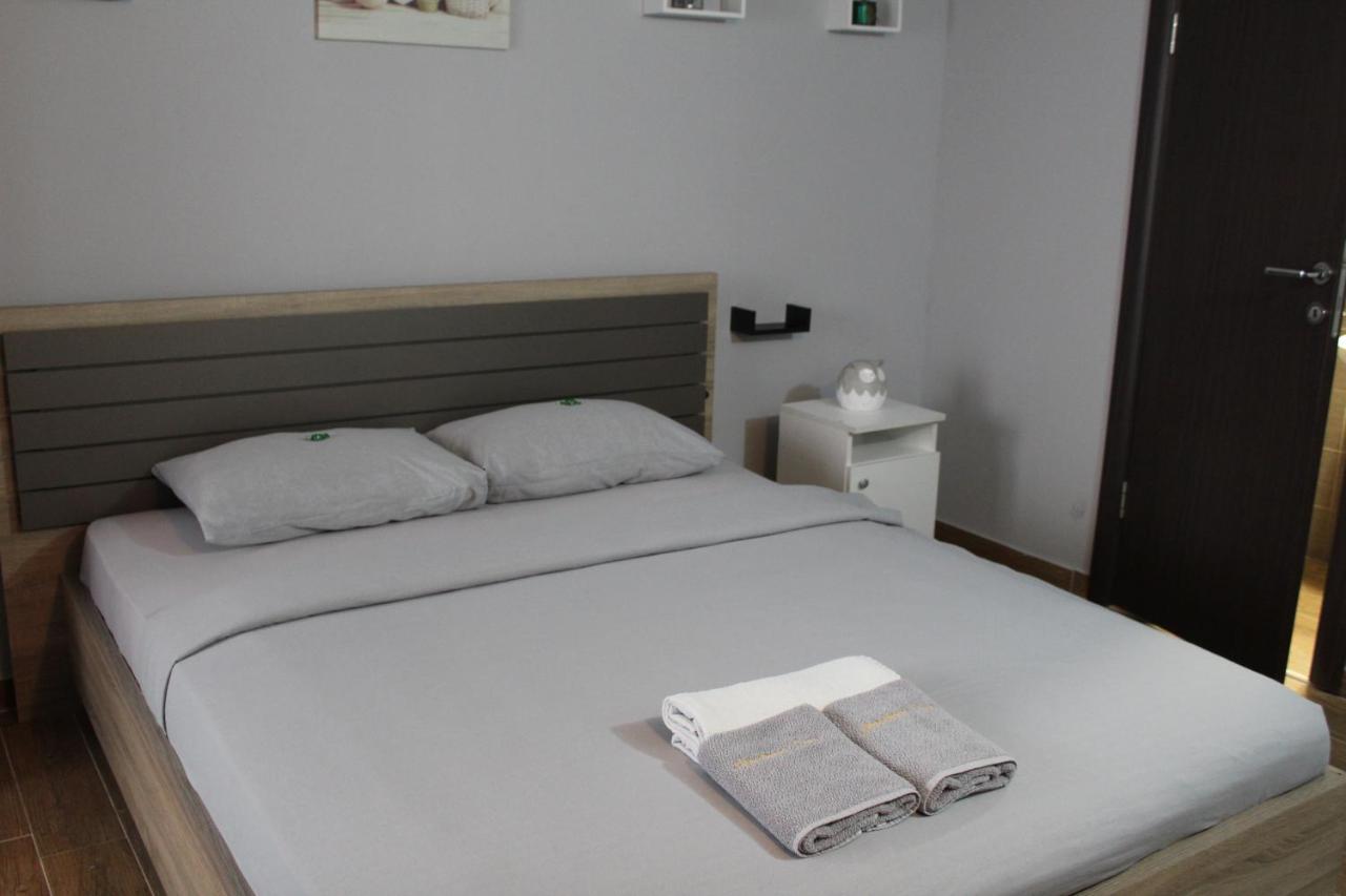 Apartman Daca ポドゴリツァ エクステリア 写真