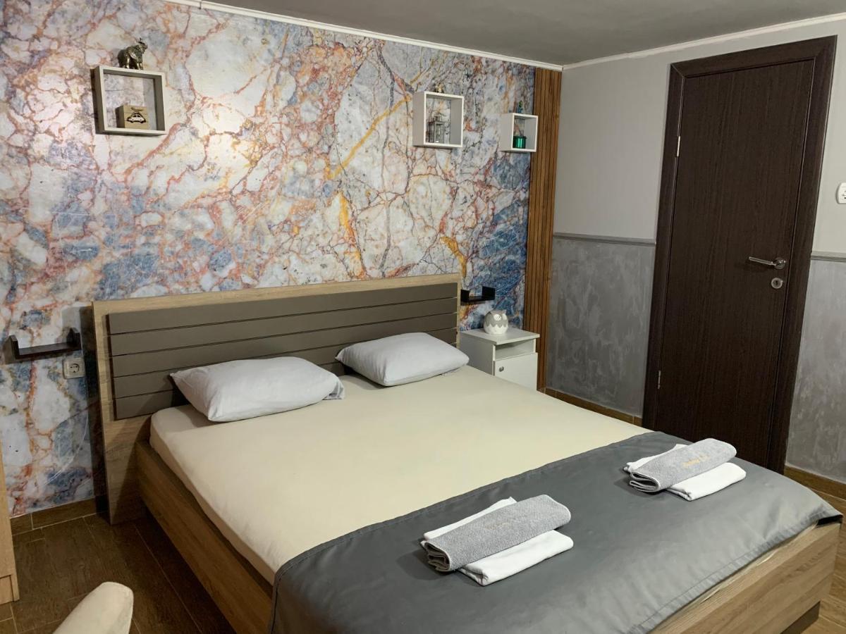 Apartman Daca ポドゴリツァ エクステリア 写真