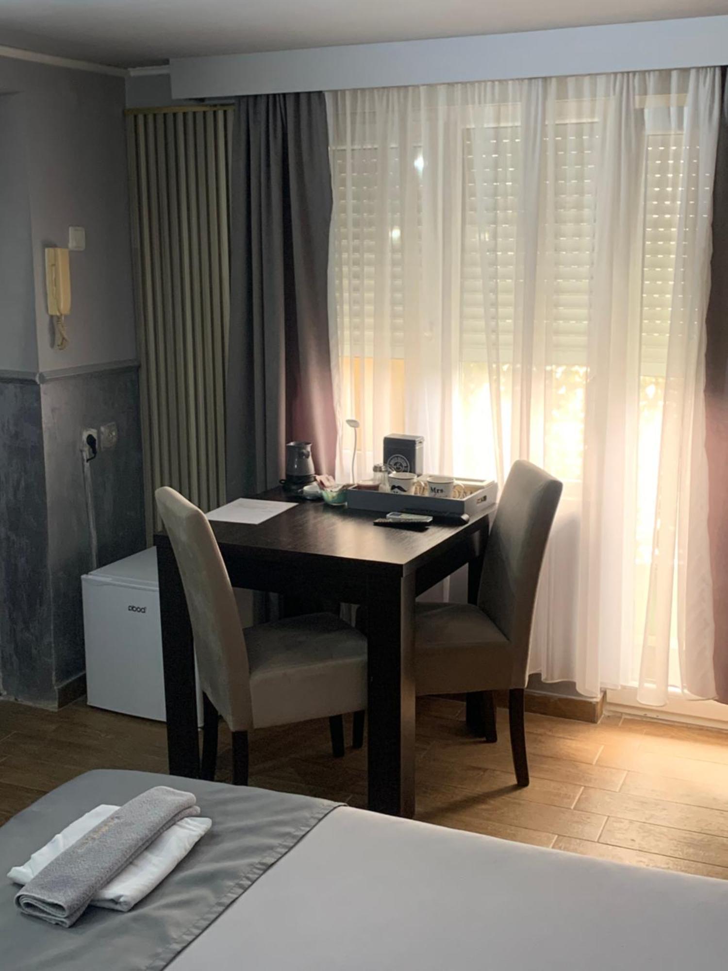 Apartman Daca ポドゴリツァ エクステリア 写真
